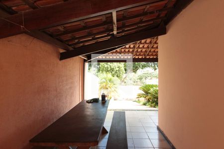 Casa à venda com 130m², 3 quartos e 6 vagasÁrea Externa