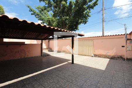 Casa à venda com 130m², 3 quartos e 6 vagasGaragem