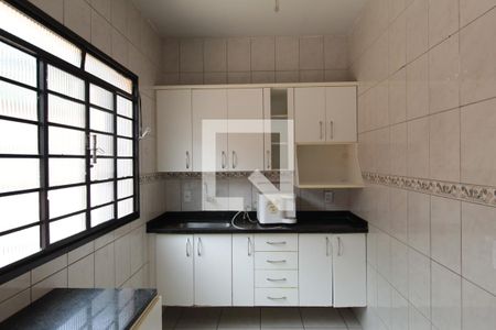 Casa à venda com 130m², 3 quartos e 6 vagasCozinha