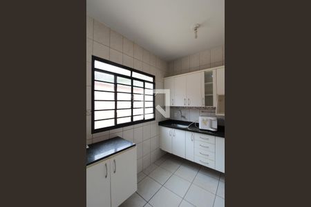 Casa à venda com 130m², 3 quartos e 6 vagasCozinha