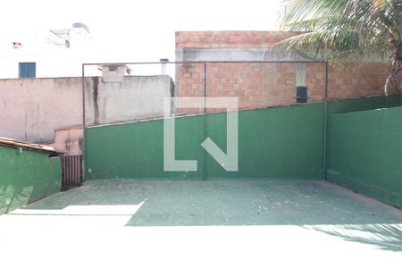 Casa à venda com 130m², 3 quartos e 6 vagasQuadra Esportiva