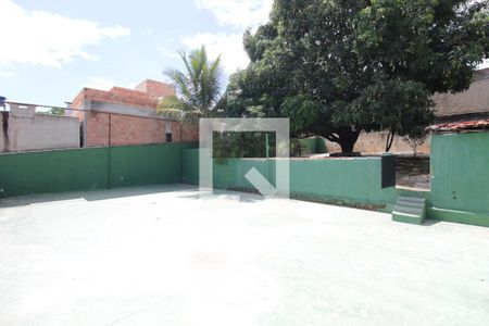 Casa à venda com 130m², 3 quartos e 6 vagasQuadra Esportiva