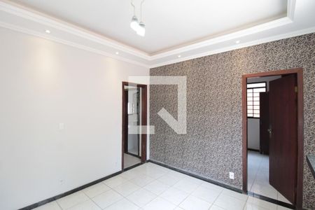 Casa à venda com 130m², 3 quartos e 6 vagasCopa