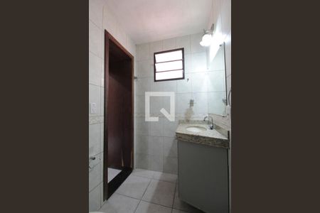 Casa à venda com 130m², 3 quartos e 6 vagasSuíte