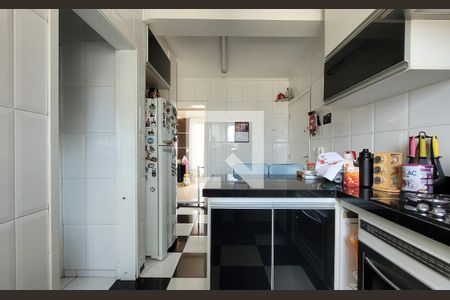 Apartamento à venda com 96m², 3 quartos e 2 vagasCozinha