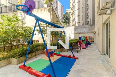 Apartamento à venda com 214m², 3 quartos e 3 vagas Apartamento à venda com 214m², 3 quartos e 3 vagasÁrea comum - Playground