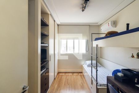 Apartamento à venda com 214m², 3 quartos e 3 vagas Apartamento à venda com 214m², 3 quartos e 3 vagasQuarto 3 - Suíte