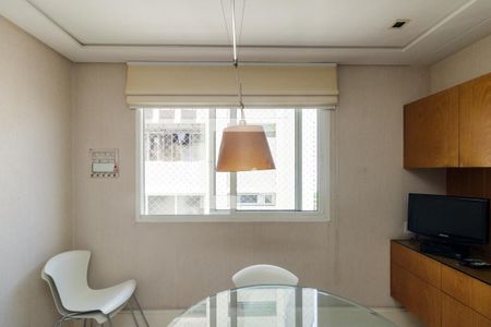 Apartamento à venda com 214m², 3 quartos e 3 vagas Apartamento à venda com 214m², 3 quartos e 3 vagasCozinha