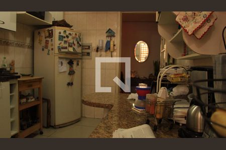 Apartamento à venda com 111m², 4 quartos e 1 vagaCozinha