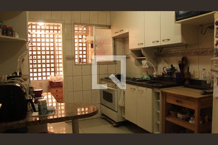 Apartamento à venda com 111m², 4 quartos e 1 vagaCozinha