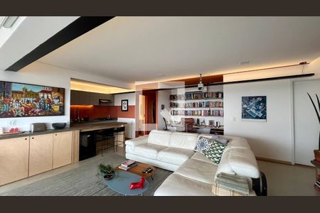 Sala de apartamento à venda com 2 quartos, 105m² em Pinheiros, São Paulo