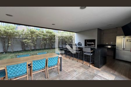 Apartamento à venda com 105m², 2 quartos e 2 vagasChurrasqueira