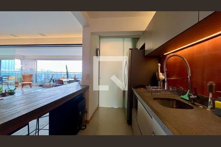 Apartamento à venda com 105m², 2 quartos e 2 vagasCozinha