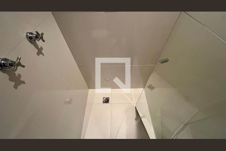 Apartamento à venda com 105m², 2 quartos e 2 vagasBanheiro da Suíte 1