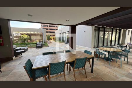 Apartamento à venda com 105m², 2 quartos e 2 vagasChurrasqueira