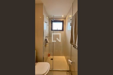 Apartamento à venda com 105m², 2 quartos e 2 vagasBanheiro da Suíte 2