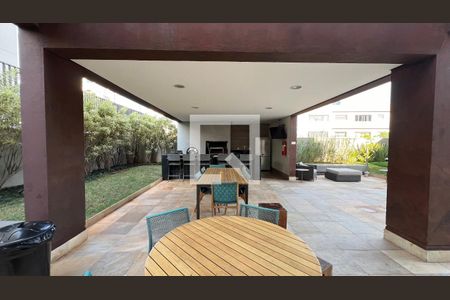 Apartamento à venda com 105m², 2 quartos e 2 vagasChurrasqueira