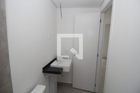Banheiro de kitnet/studio para alugar com 0 quarto, 21m² em Vila Gomes Cardim, São Paulo