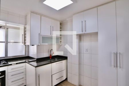 Apartamento à venda com 88m², 3 quartos e 1 vaga Apartamento à venda com 88m², 3 quartos e 1 vagaCozinha