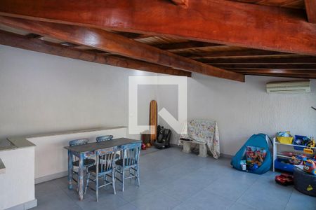 Apartamento à venda com 180m², 3 quartos e 1 vagaCobertura