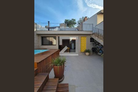 Casa à venda com 259m², 3 quartos e 2 vagasÁrea comum