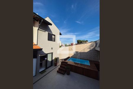 Casa à venda com 259m², 3 quartos e 2 vagasÁrea comum