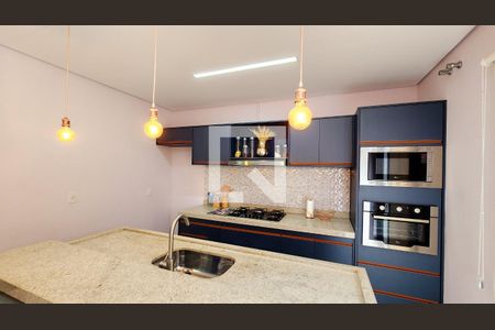 Casa à venda com 259m², 3 quartos e 2 vagasCozinha