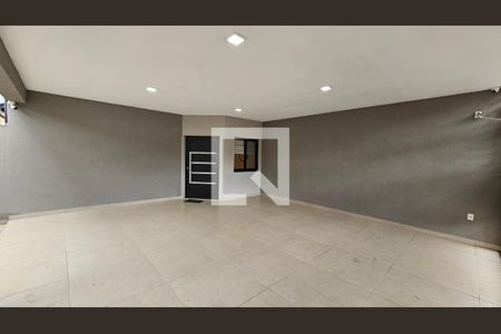 Casa à venda com 259m², 3 quartos e 2 vagasÁrea comum