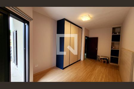 Casa à venda com 259m², 3 quartos e 2 vagasQuarto 2