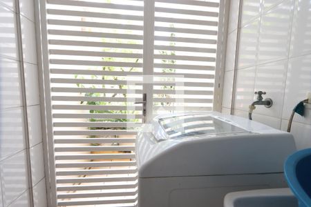 Casa de condomínio para alugar com 150m², 3 quartos e 2 vagasLavanderia