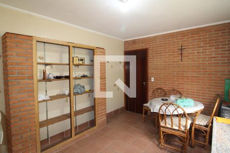 Casa para alugar com 180m², 3 quartos e 2 vagasCozinha