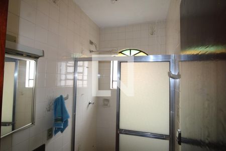 Casa para alugar com 180m², 3 quartos e 2 vagasBanheiro 2