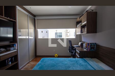 Casa de condomínio à venda com 289m², 5 quartos e 3 vagas Casa de condomínio à venda com 289m², 5 quartos e 3 vagasSuíte 2