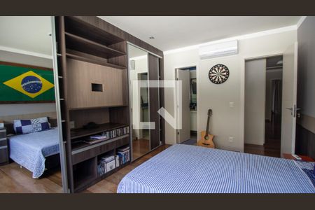 Casa de condomínio à venda com 289m², 5 quartos e 3 vagas Casa de condomínio à venda com 289m², 5 quartos e 3 vagasSuíte 1