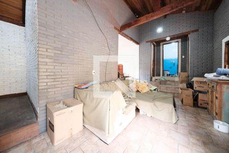 Casa à venda com 700m², 4 quartos e 1 vagaÁrea de Serviço