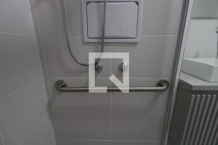 Casa de condomínio para alugar com 25m², 1 quarto e sem vagaBanheiro