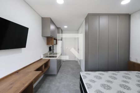 Sala/Quarto de casa de condomínio para alugar com 1 quarto, 25m² em Chácara Seis de Outubro, São Paulo