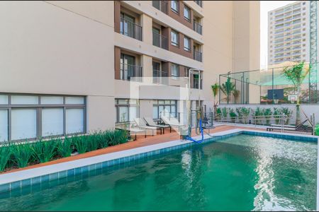 Studio para alugar com 25m², 1 quarto e sem vaga Studio para alugar com 25m², 1 quarto e sem vagaÁrea comum - Piscina