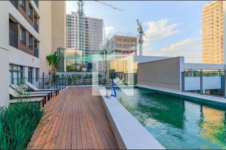 Studio para alugar com 25m², 1 quarto e sem vaga Studio para alugar com 25m², 1 quarto e sem vagaÁrea comum - Piscina