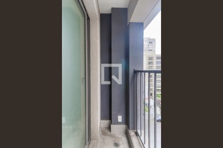 Studio para alugar com 25m², 1 quarto e sem vaga Studio para alugar com 25m², 1 quarto e sem vagaVaranda