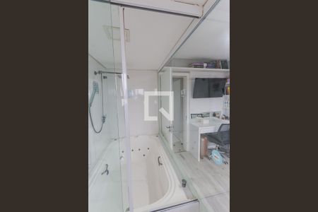 Apartamento à venda com 121m², 3 quartos e 2 vagasBanheiro da Suíte 2