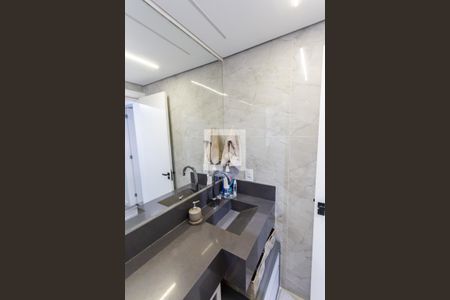 Apartamento à venda com 121m², 3 quartos e 2 vagasBanheiro da Suíte 1