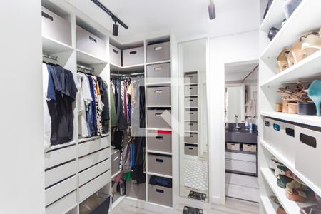 Apartamento à venda com 121m², 3 quartos e 2 vagasCloset