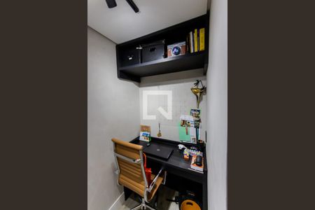 Apartamento à venda com 121m², 3 quartos e 2 vagasEscritório