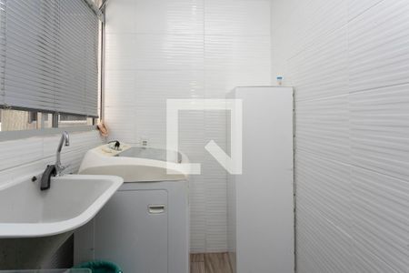 Lavanderia de apartamento para alugar com 2 quartos, 45m² em Mário Quintana, Porto Alegre