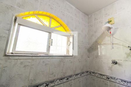 Casa à venda com 160m², 3 quartos e 2 vagasBanheiro 2
