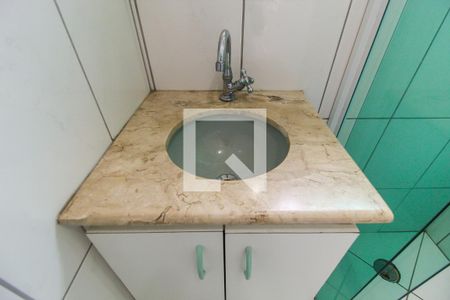 Casa à venda com 160m², 3 quartos e 2 vagasBanheiro 1