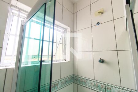 Casa à venda com 160m², 3 quartos e 2 vagasBanheiro 1