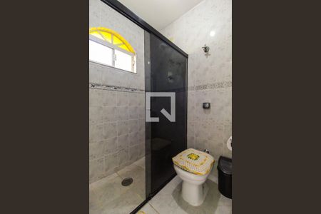 Casa à venda com 160m², 3 quartos e 2 vagasBanheiro 2