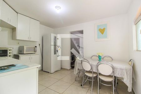 Casa à venda com 160m², 3 quartos e 2 vagasCozinha